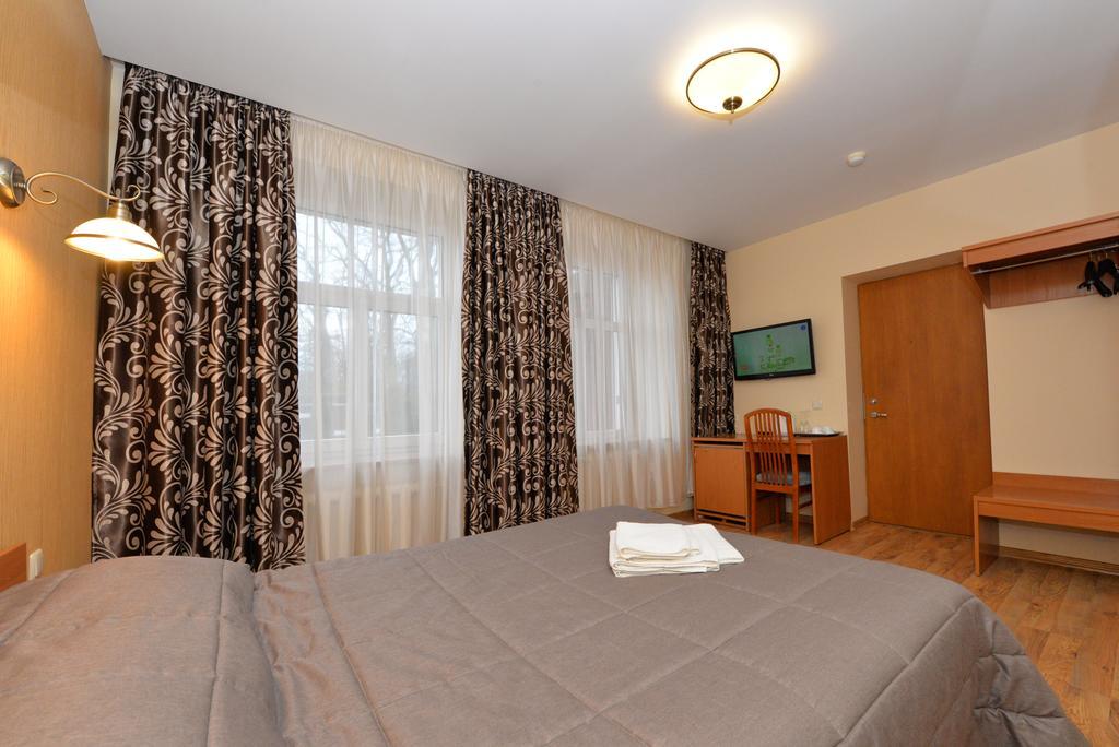 Hotel Raze Palanga Esterno foto