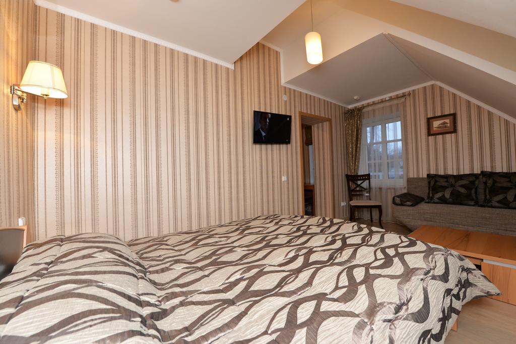 Hotel Raze Palanga Esterno foto