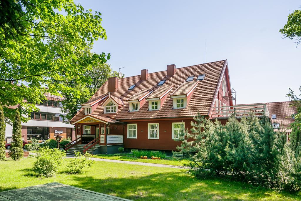 Hotel Raze Palanga Esterno foto