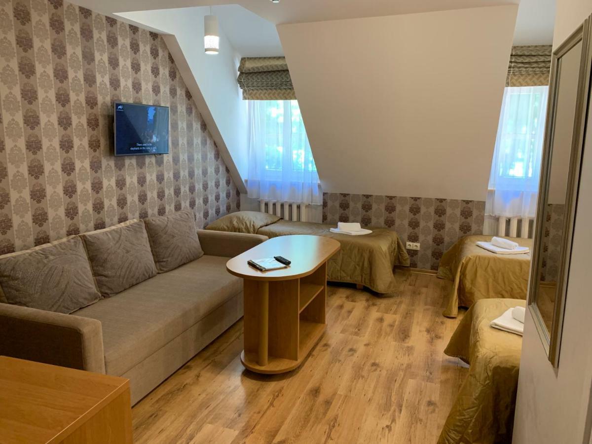 Hotel Raze Palanga Esterno foto